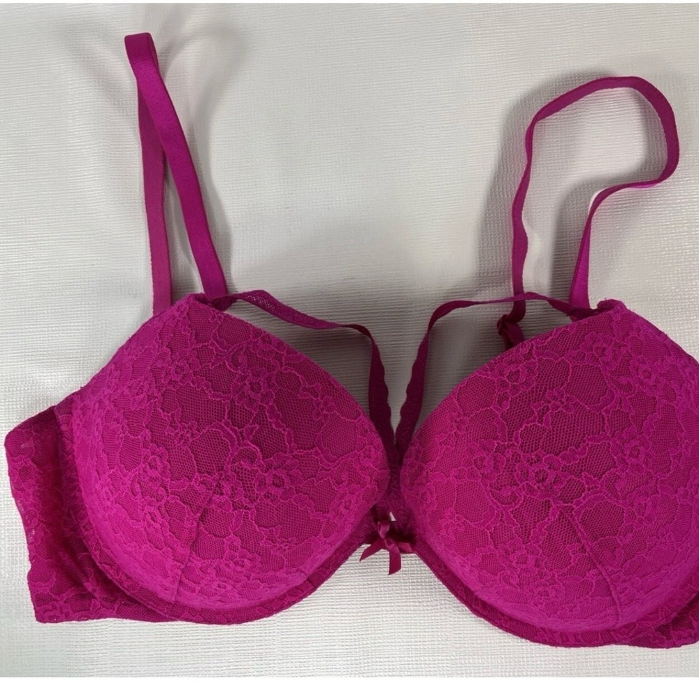 Victorias Secret Push Up Padded Lace Pink Underwire Bra Size 34DD